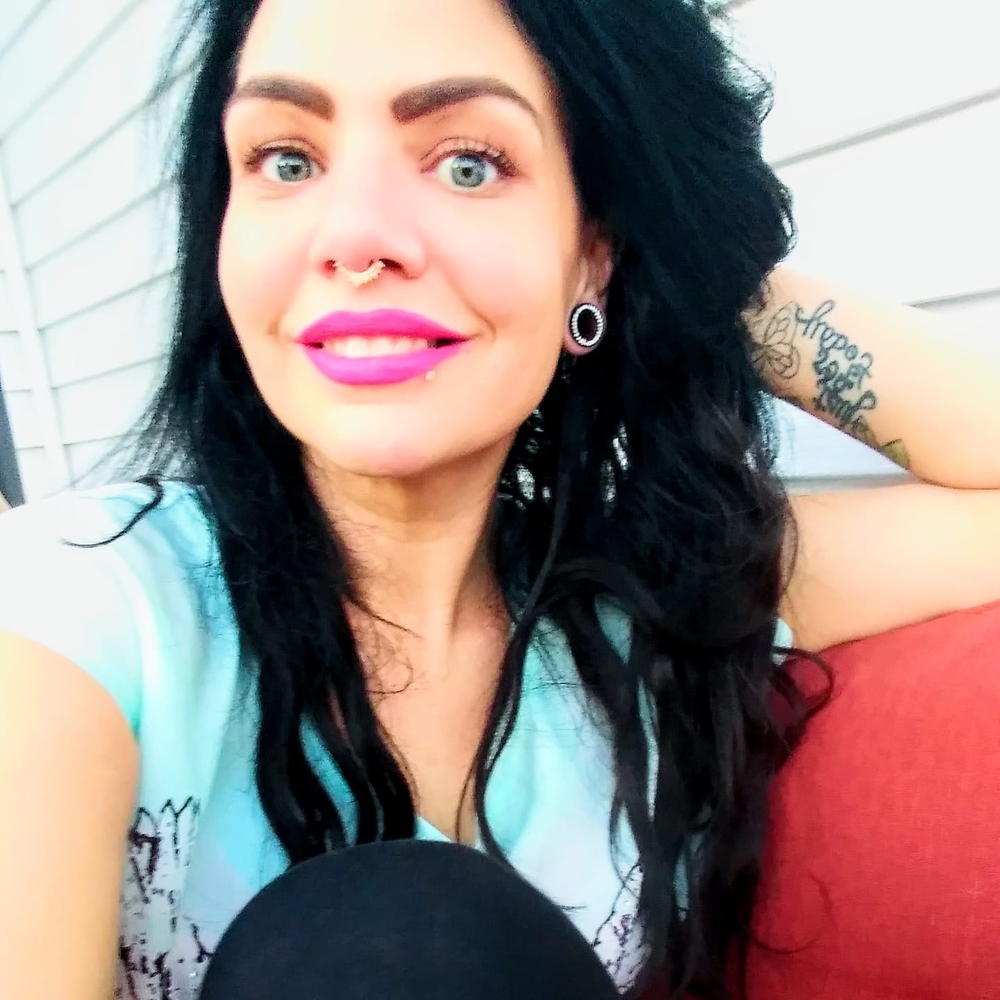 Meet your Posher, Crystle